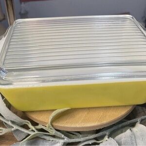 Vintage Pyrex yellow casserole dish with lid